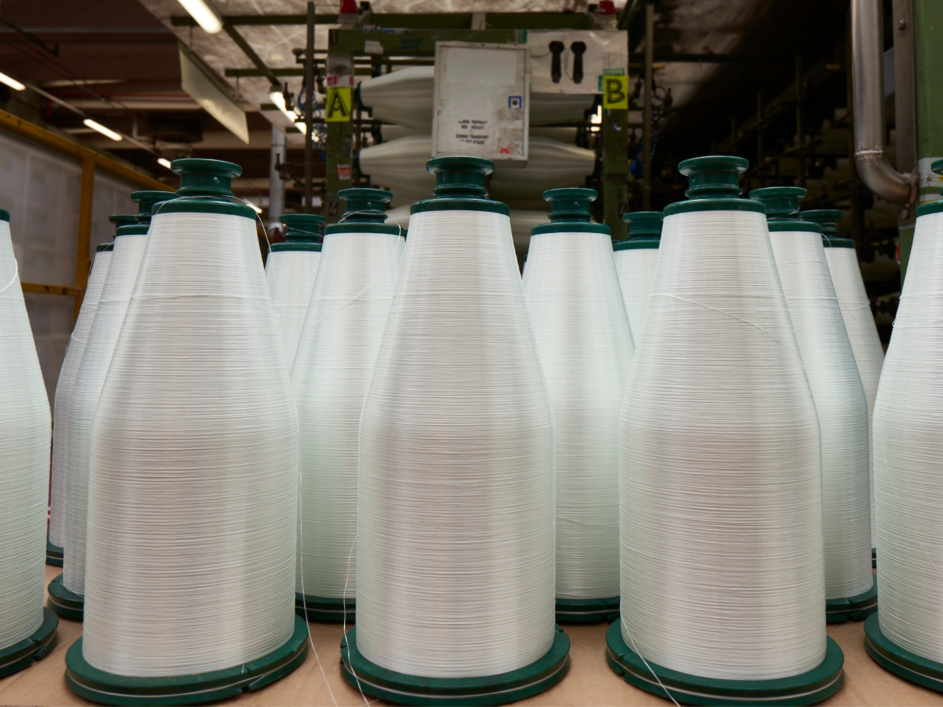 innovations-historyslider-1998-wovens-and-wefts