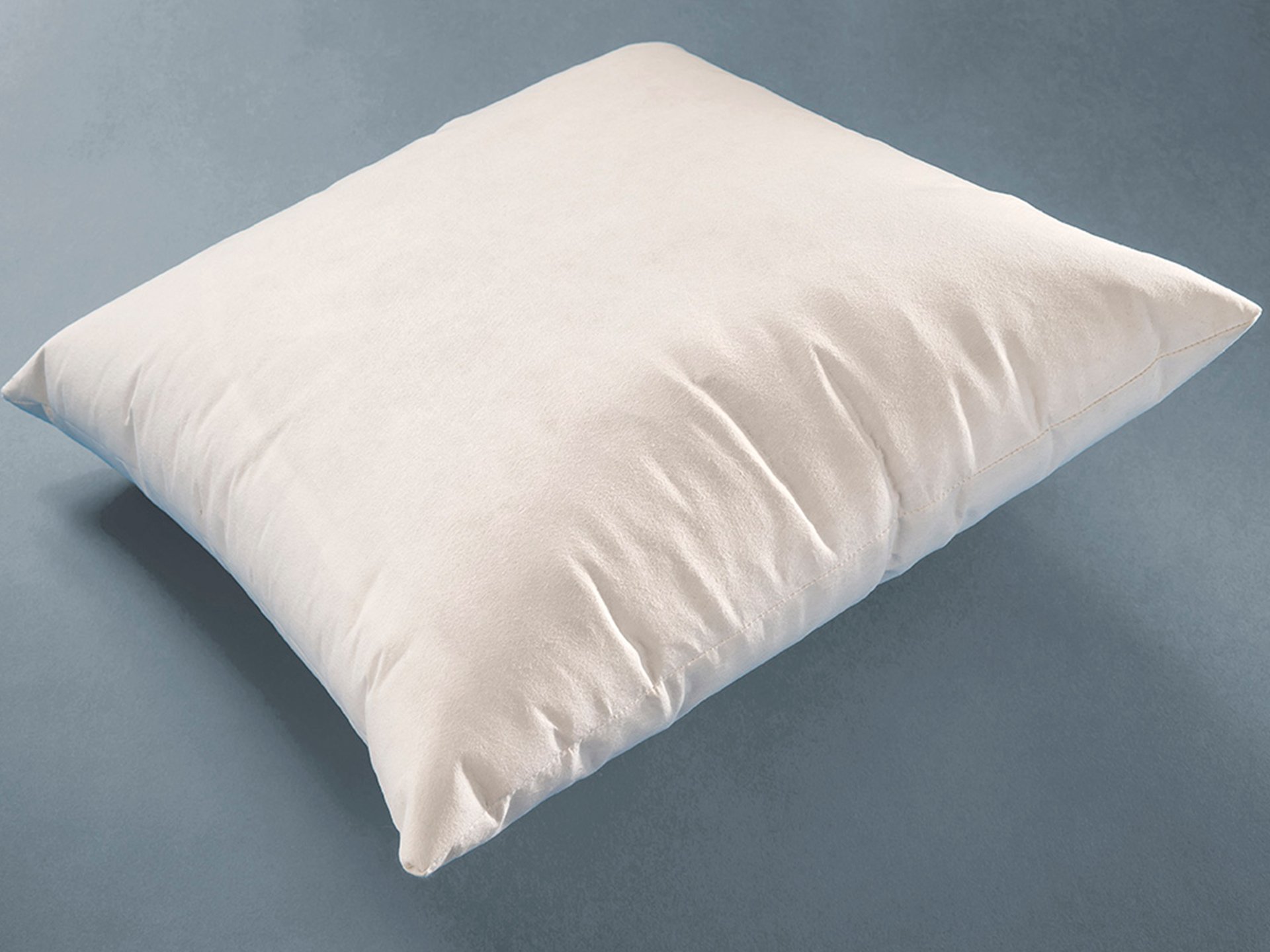 Anti-mite pillow